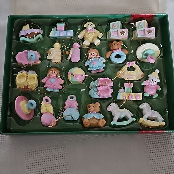 Vintage Baby Set Hanging Ornaments 24 Pieces - Picture 10 of 16